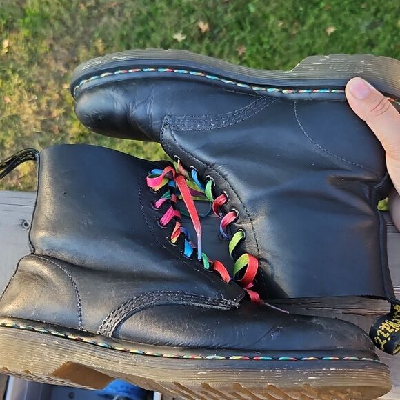 Dr. Martens Black Leather Boots – Size 41 (Rainbow Stitch & Laces) - Picture 5 of 11